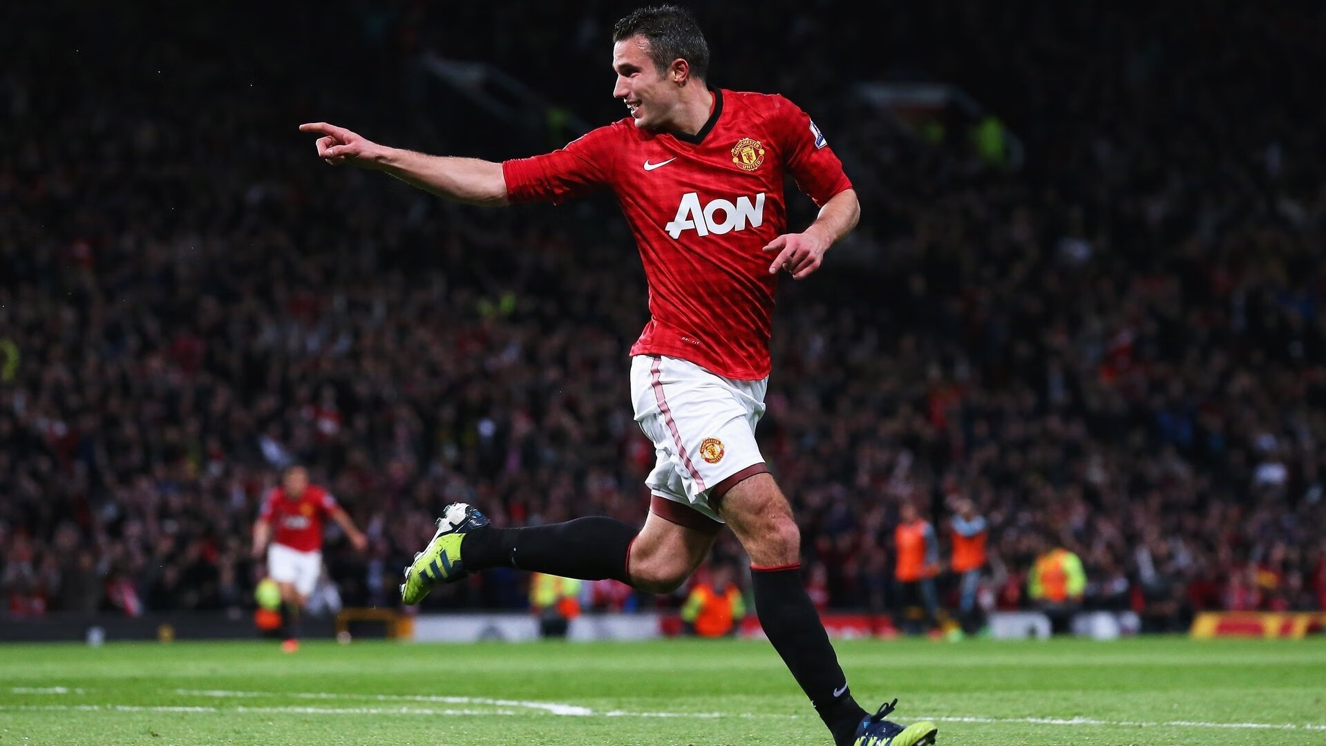 世界杯：转播镜头首次尝试“门将视角” 由头盔摄像机模拟体验